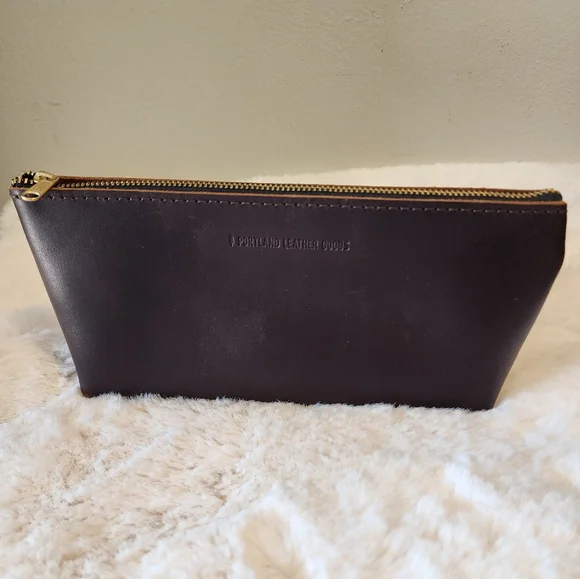 Portland Leather Goods Small Bundle - Picture 8 of 16